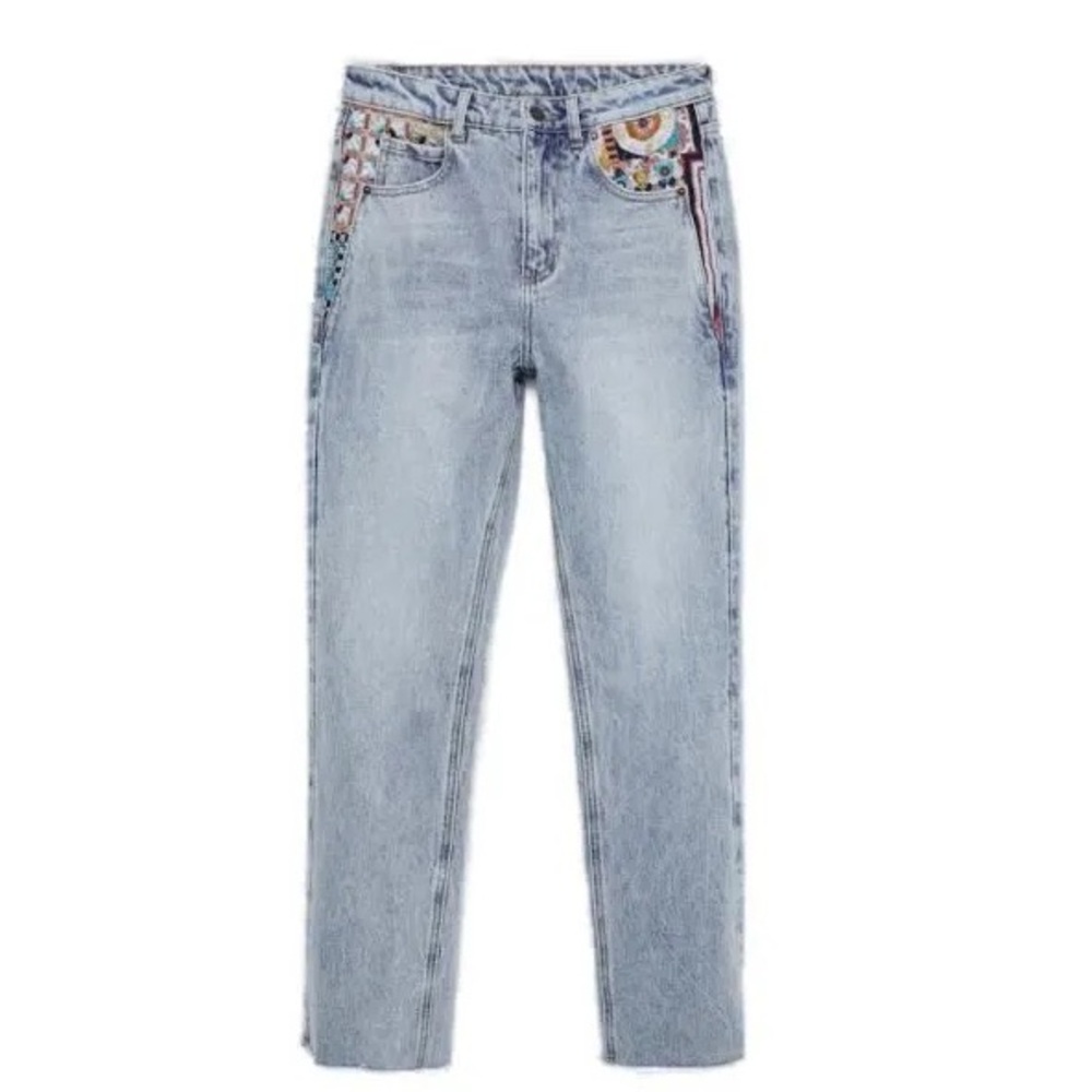 NWT Women's Desigual Straight Embroidered Jeans, Size 14.